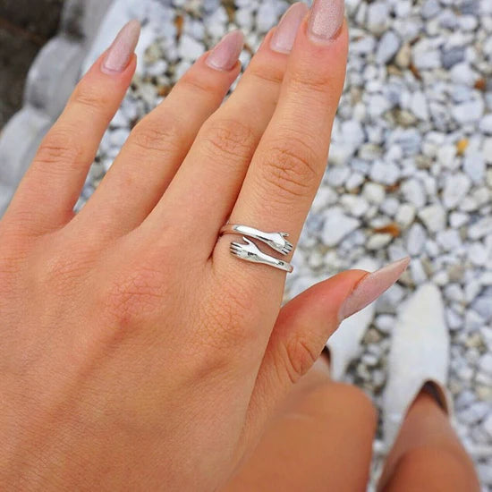 Hug Ring