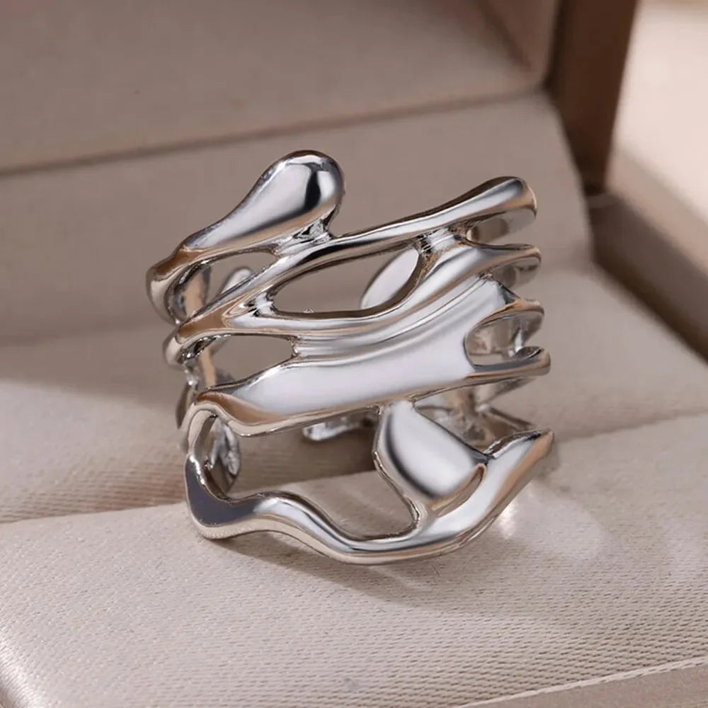 Asymmetrical Flow Ring