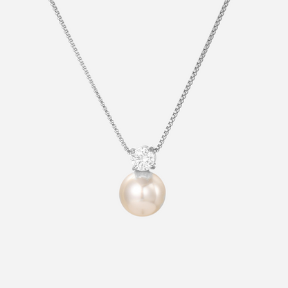 Golden Pearl Elegance Necklace