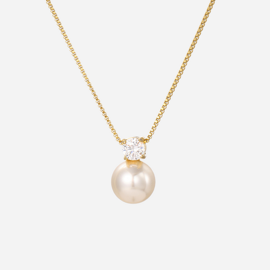 Golden Pearl Elegance Necklace